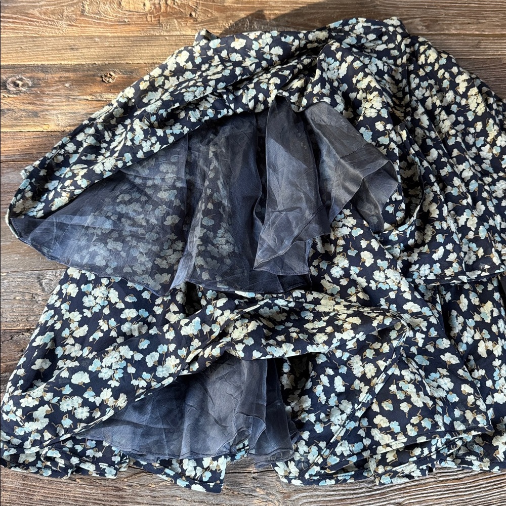 Valentino Boutique vintage 90’s floral silk tiered ruffled mini skirt EVC size 4 - Picture 4 of 7
